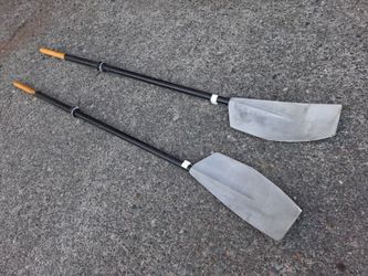10ft Sculling Oars(1good 1with Issues see pics) Pick up fremont sea. No trades