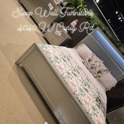 ✨️ Queen, King Led Light Bed Frame ✨️ Furniture Sectionals Bedrooms, Dining Avail 