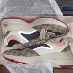 Gucci Sneakers 