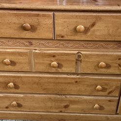 Wooden bedroom chester set (2 pieces)