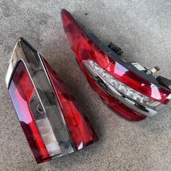 2020 Ford Fusion Tail Light Parts