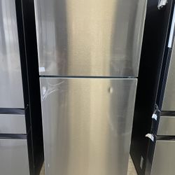 Samsung 18 Cu Top Freezer Refrigerator In Stainless Steel 