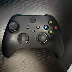 Xbox Controller & Rechargeable Batteries