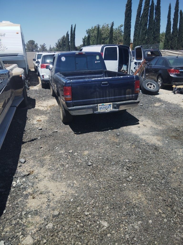 1997 Ford Ranger 4 Cylinder Standar