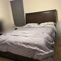 Manoticello Queen Bed Frame