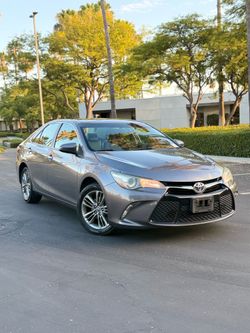 2016 Toyota Camry SE