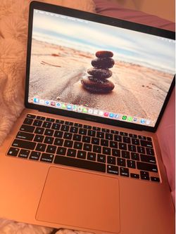 Apple Mac book air 13 in 2020