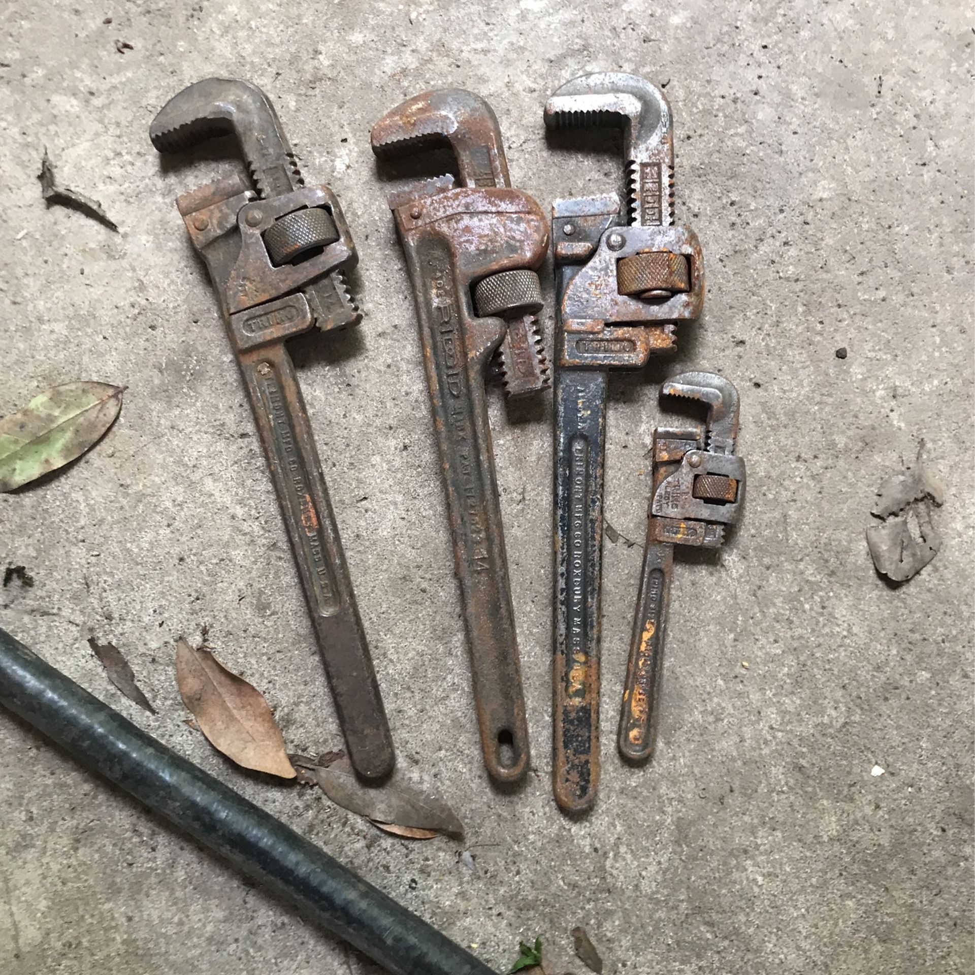 Set Of Pipe Wrenches 