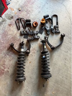 Ford F-150 stock suspension 2021-2023