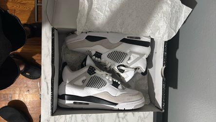 Jordan 4 military black