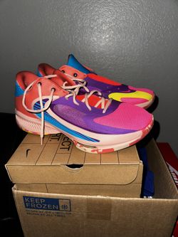 Nike zoom Freak 4 size 13