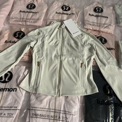 lululemon jacket