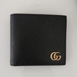 GUCCI GG Marmont Leather Bi-Fold Wallet