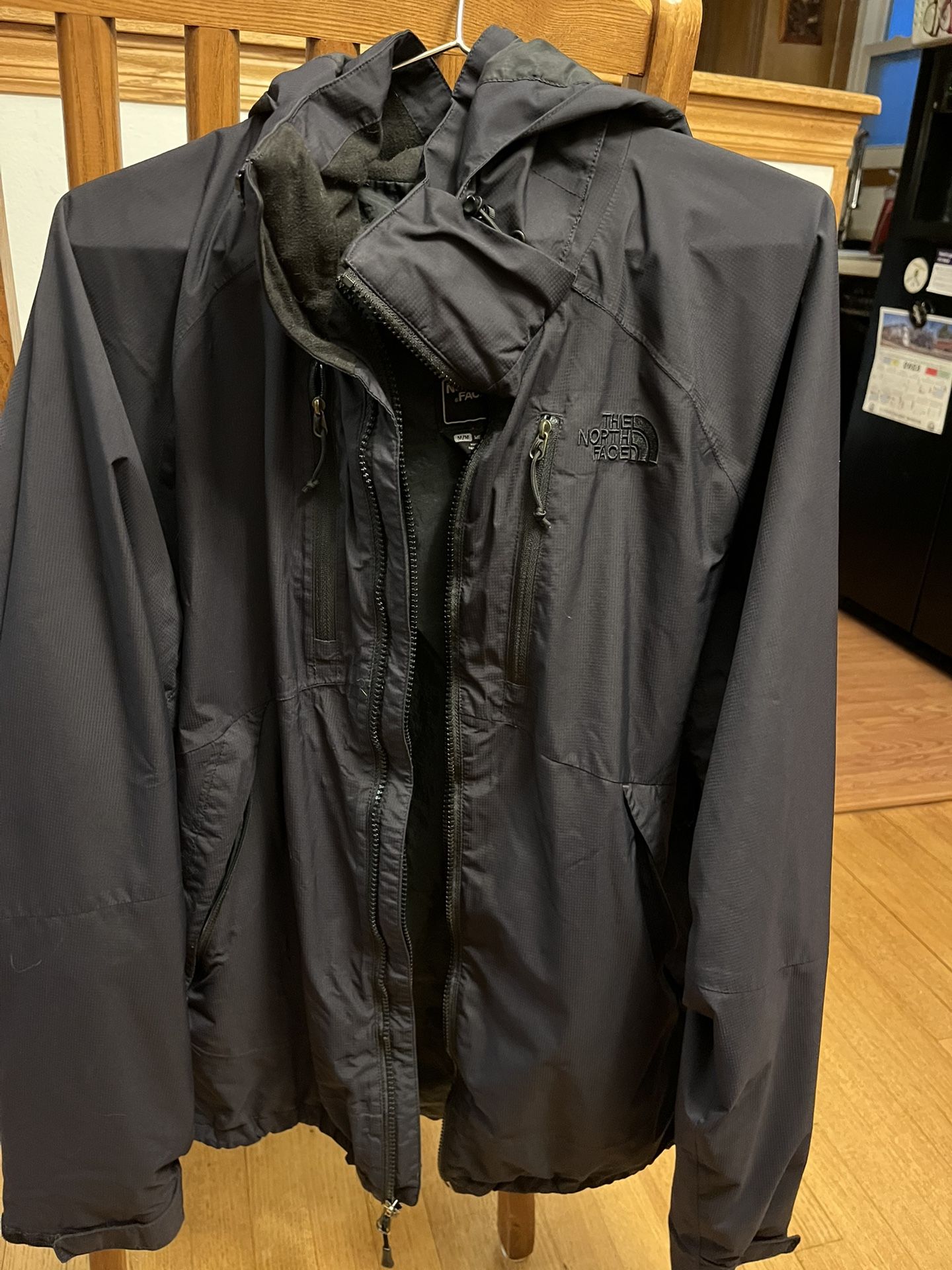 The Northface men’s raincoat