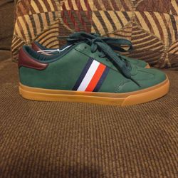Women's Tommy Hilfiger Sneakers Size 6.5