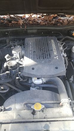 1997 Mitsubishi Montero Sport for parts