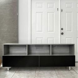 TV Stand / Storage Cabinet / Mueble de TV/ Mueble para sala
