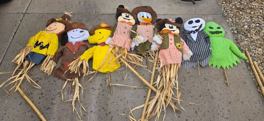 Thanksgiving fall characters decorations