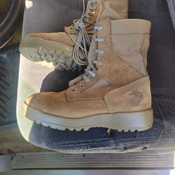 Military Boots Size 8R