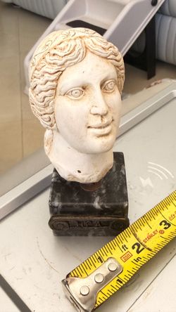 ( VINtAGE ) HERA BUST ( 5” High x 2 Wide  - GREEK