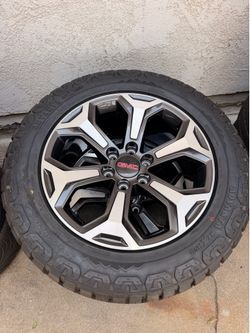 2025 GMC A/T 4 wheels and new tires