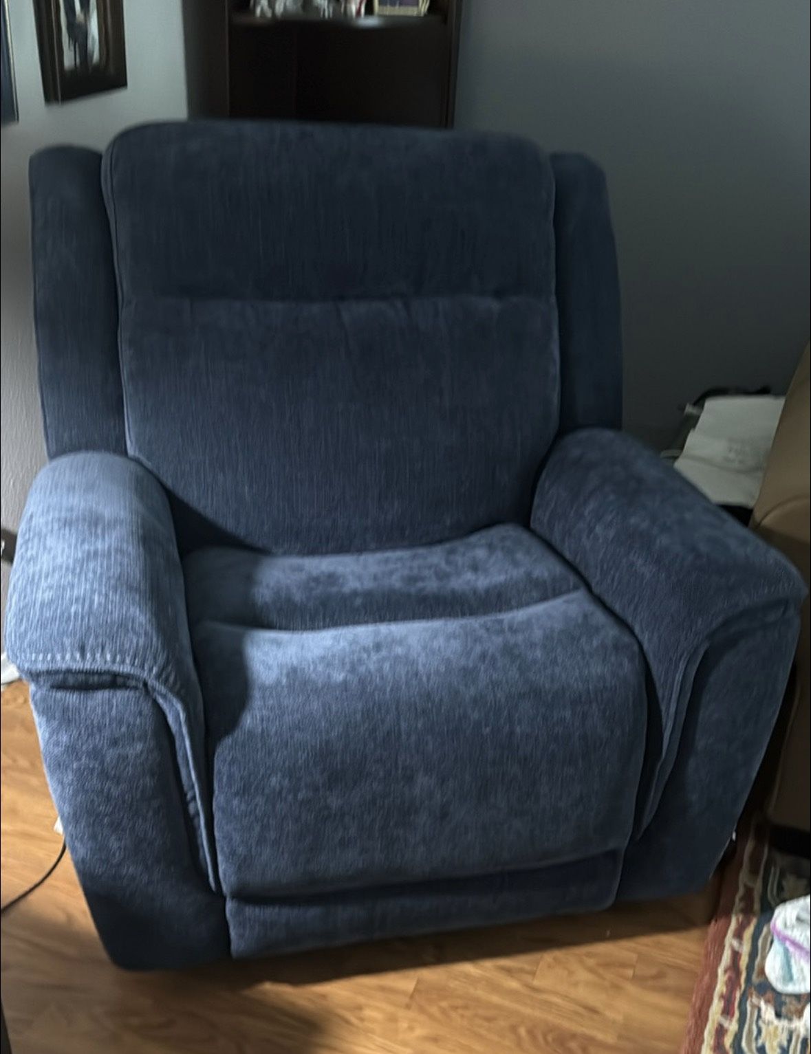 Recliner Chair From Rooms 2 Go