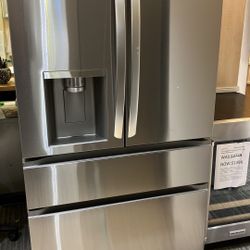 26 cu. ft. SMART Counter Depth MAX French Door Refrigerator with Full Convert Drawer in PrintProof
