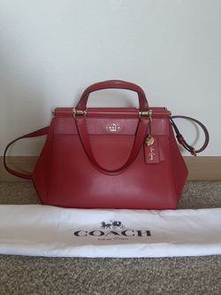 Coach X Selena Gomez Red Bag Prise Down