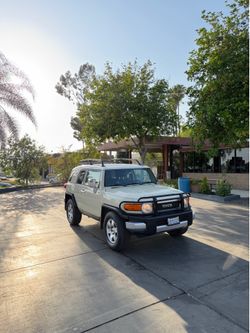 TOYOTA FJ CRUISE