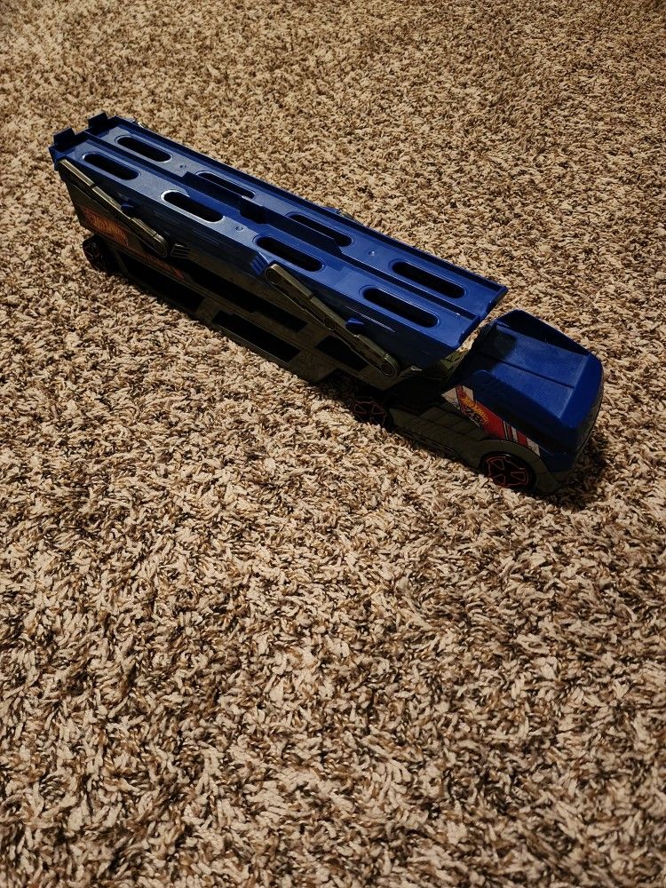 Hot Wheels Hauler