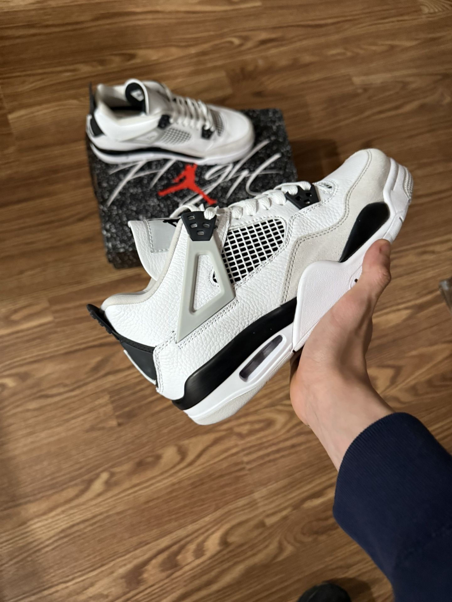 Jordan 4 Military Black Size 6