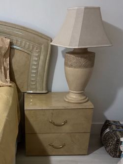 2-Drawer Nightstand set + matching lamps