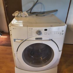 Used Maytag Front End Loader Washing Machine 