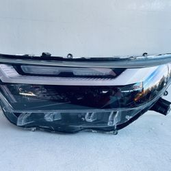 2022-2025 TOYOTA RAV4 LEFT DRIVER SIDE HEADLIGHT LED OEM CHROME LETTER ( E )