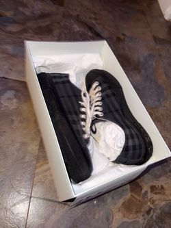42 black checker Burberry shoes