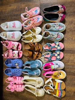 14 pair Size 6-11 all for $30