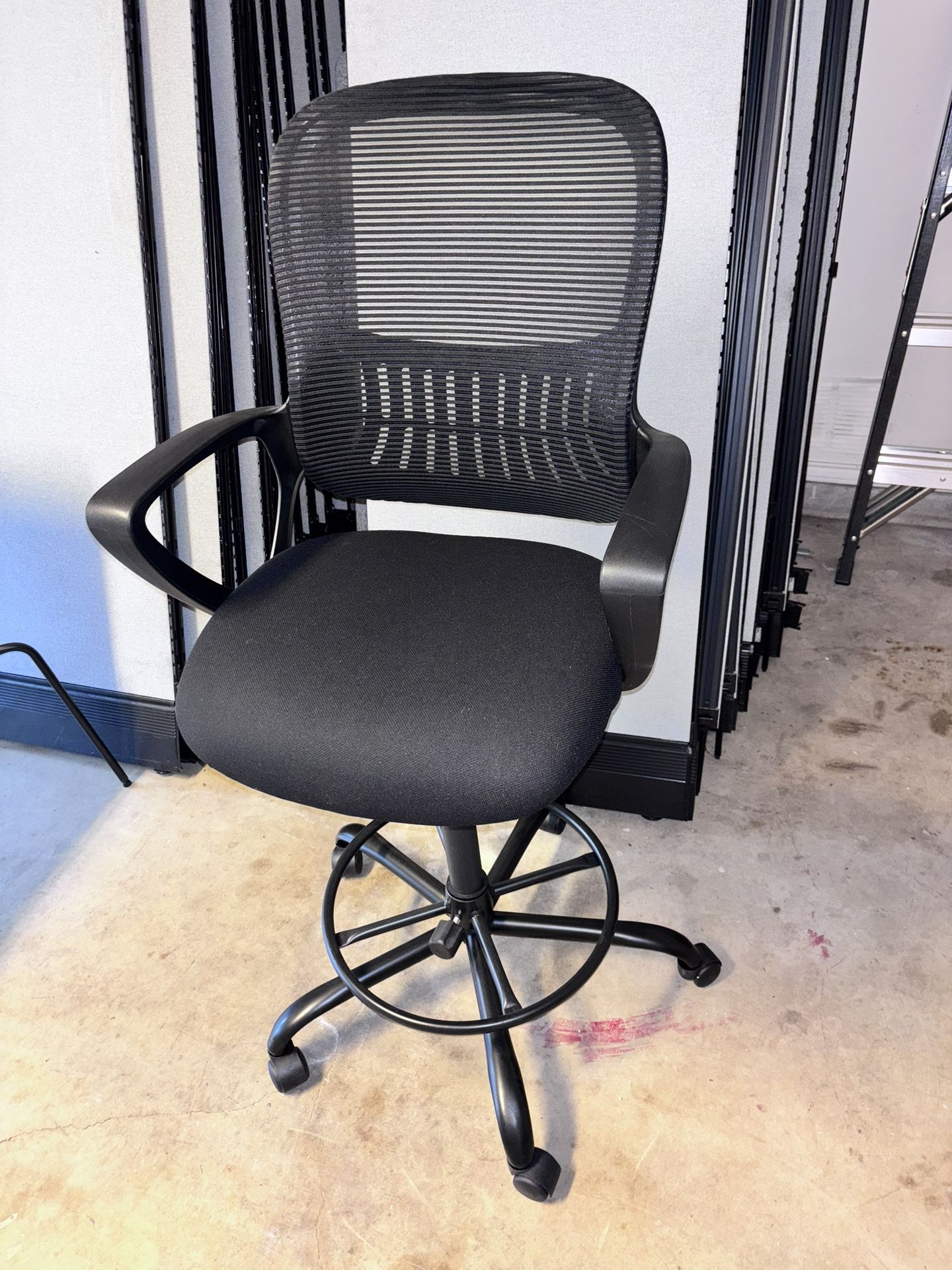 Black High Chair 