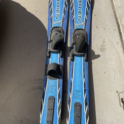 O’Brien Amigo Water Skis 
