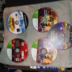 Loose Xbox 360 And Playstation Disc