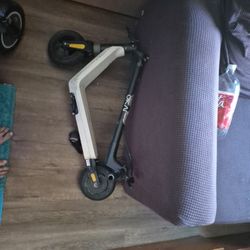 Okai Es50b Scooter READ DESC FOR MORE INFO