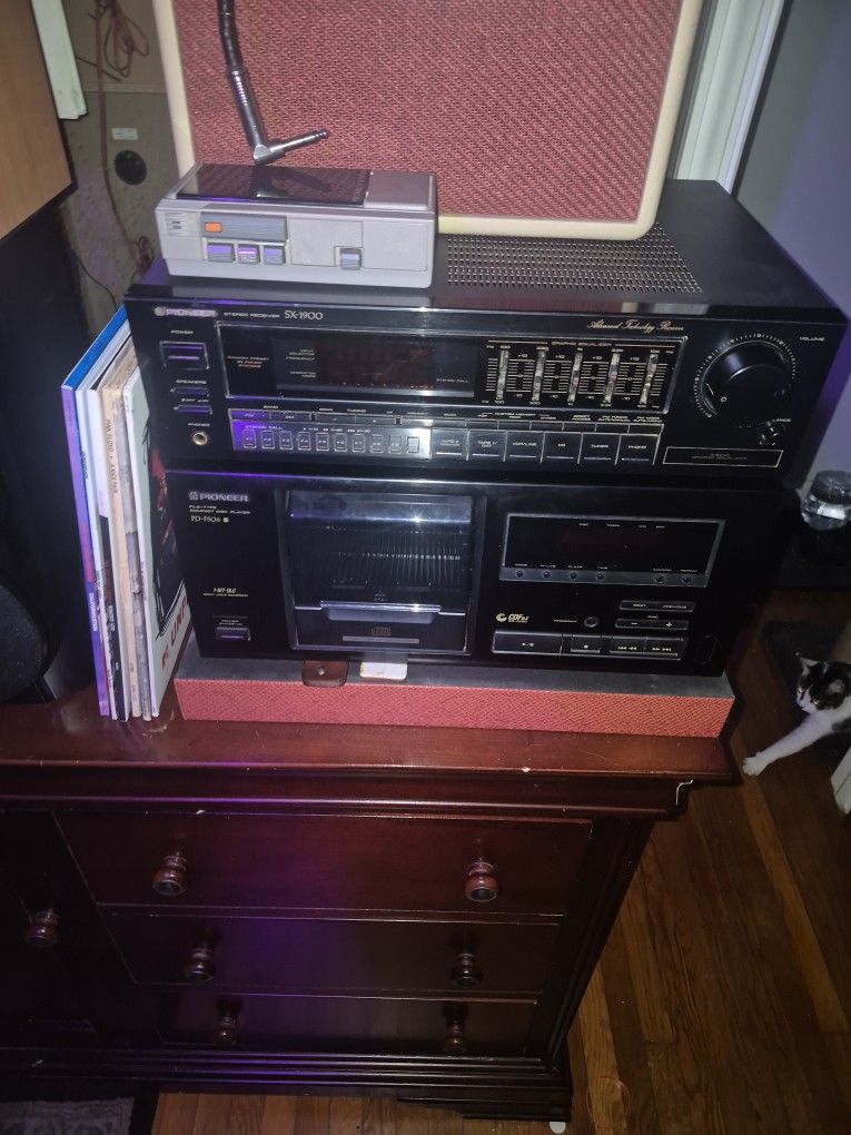 Pioneer Receiver And Cd Player