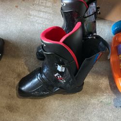Adult Ski Boots 