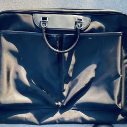 Luxury Garment Bag Briggs & Riley Brand