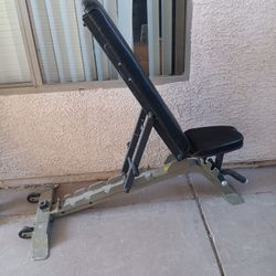 Body Solid Weight Bench 