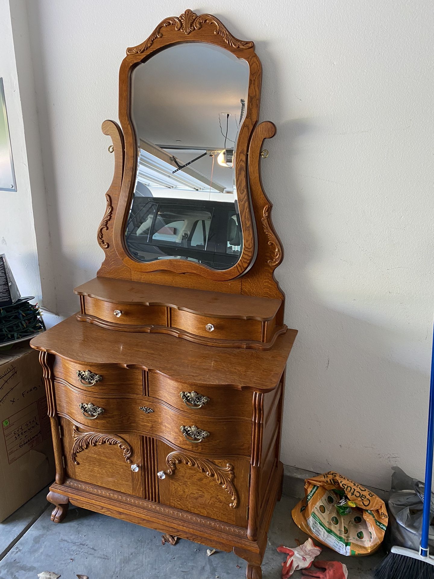Lexington Dresser And Nightstand