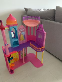 Barbie doll house