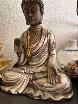 Buddha statue in silver