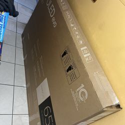 LG Oled Evo 65” C3 TV Box with Foam