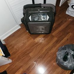 Monster  Rocker  Bluetooth Speaker