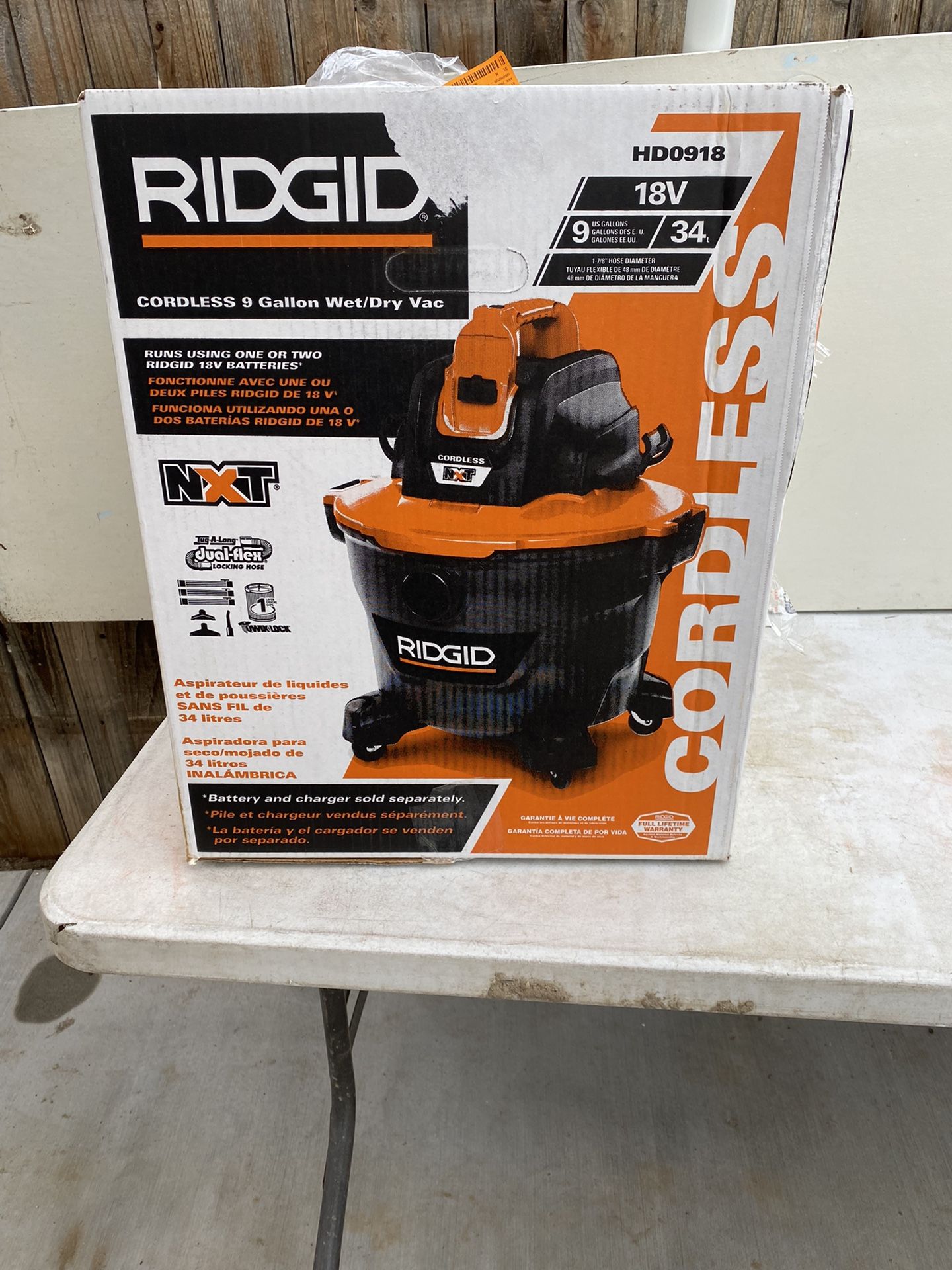 RIDGID 9 Gal. 18 Volt Cordless Wet Dry Shop Vacuum Tool Only